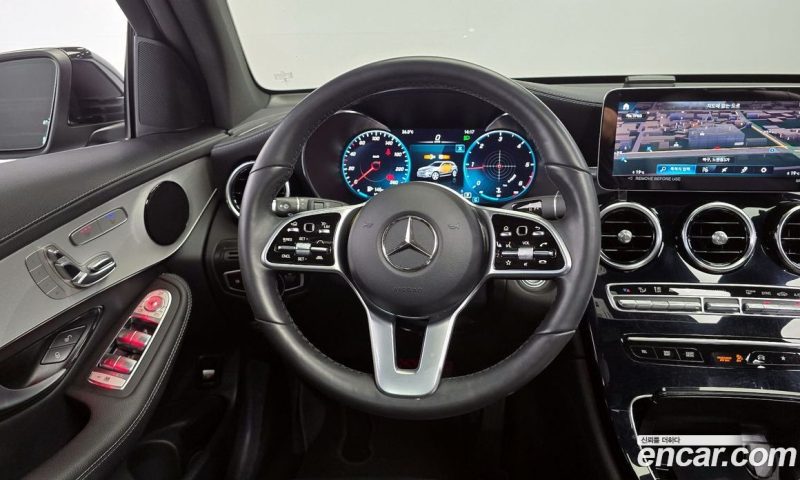 Mercedes Benz GLC-Class GLC220 D 4MATIC