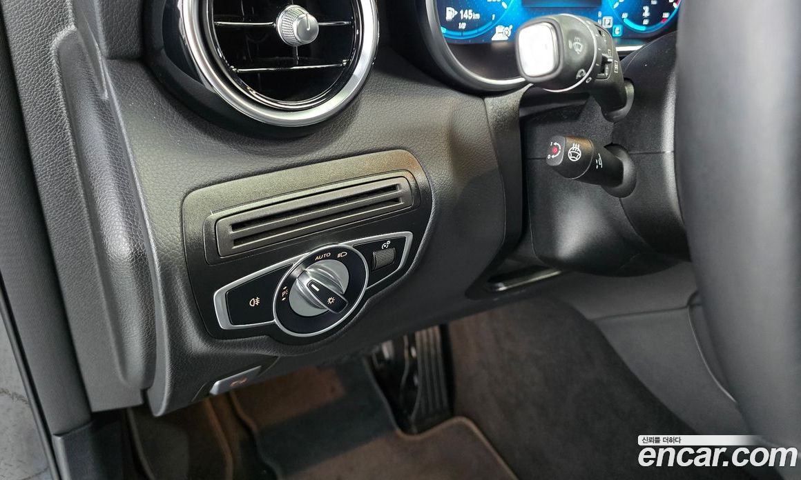 Mercedes Benz GLC-Class GLC220 D 4MATIC