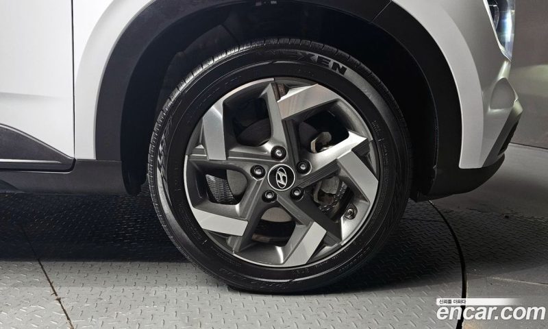 Hyundai Venue 1.6 Modern Plus