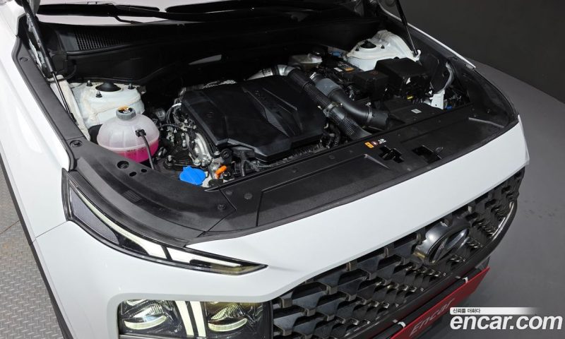 Hyundai Santa Fe Gasoline 2.5T 2WD