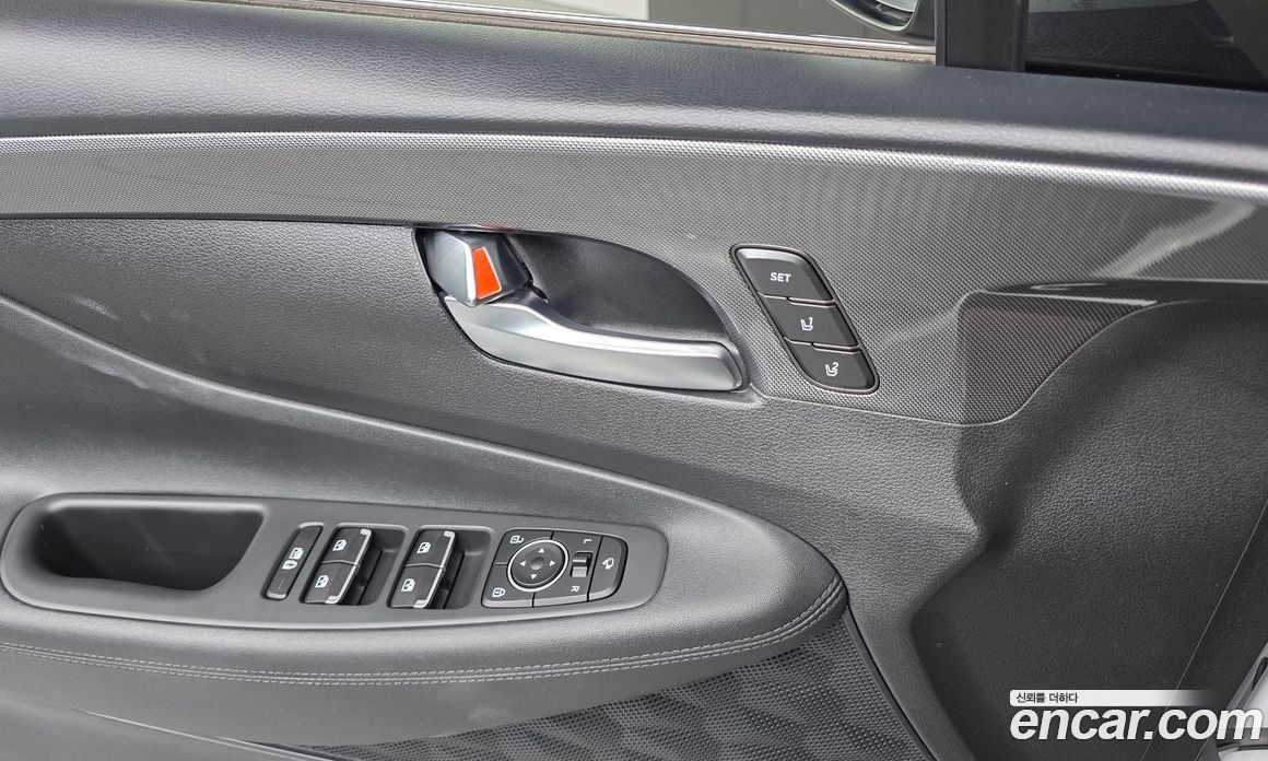 Hyundai Santa Fe Gasoline 2.5T 2WD