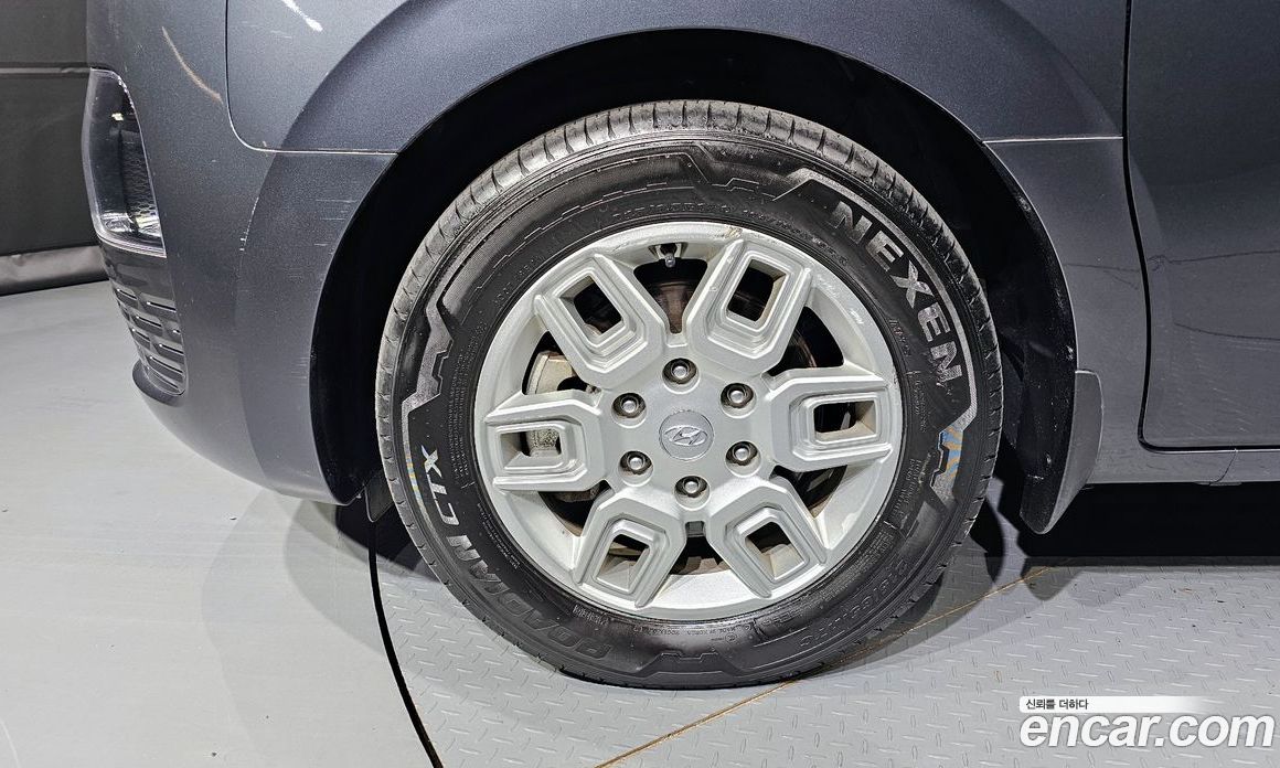 Hyundai Staria Cargo 3-Seater