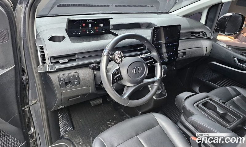 Hyundai Staria Cargo 3-Seater