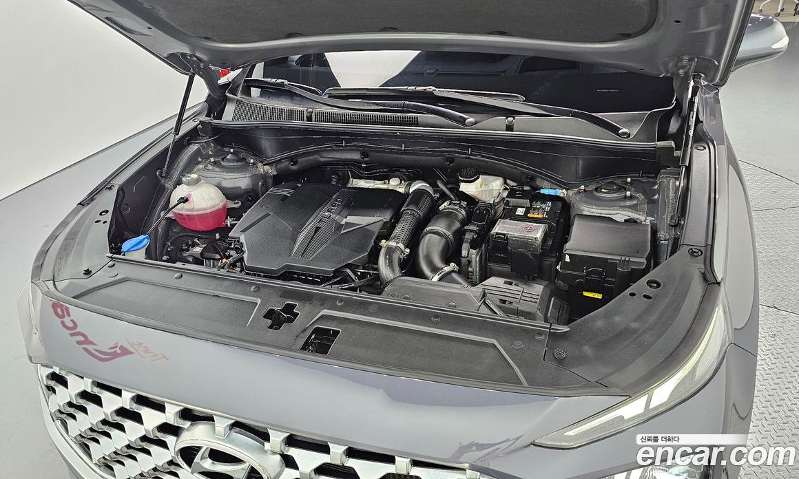 Hyundai Santa Fe Gasoline 2.5T 2WD