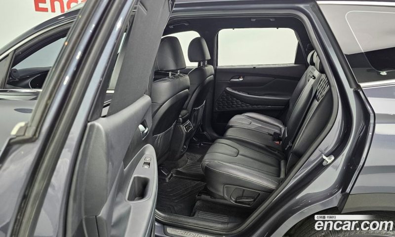 Hyundai Santa Fe Gasoline 2.5T 2WD