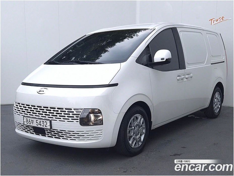 Hyundai Staria Cargo 3-Seater