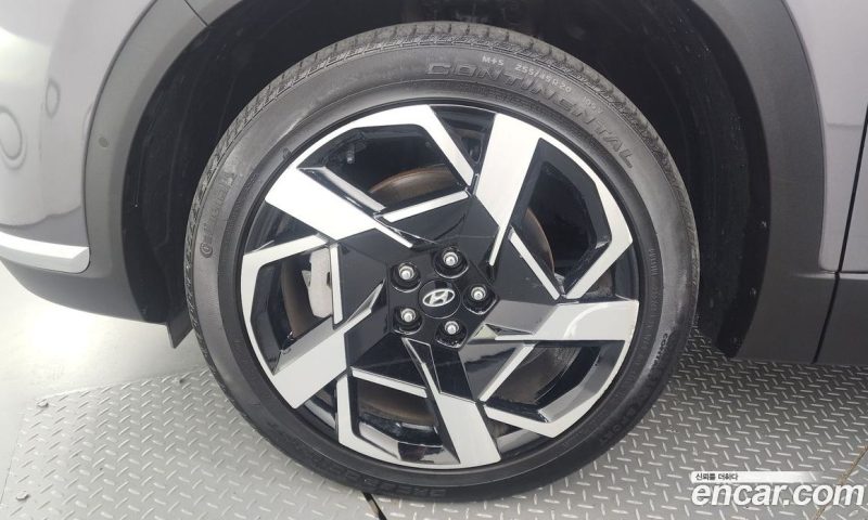 Hyundai Santa Fe Gasoline 2.5T 2WD