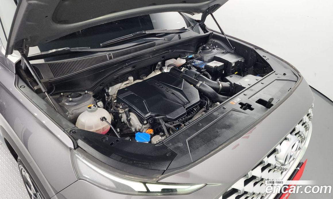 Hyundai Santa Fe Gasoline 2.5T 2WD