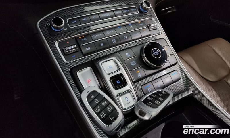 Hyundai Santa Fe Gasoline 2.5T 2WD