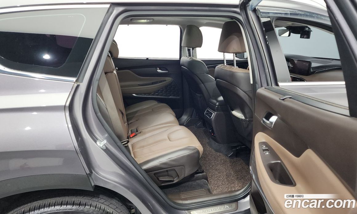 Hyundai Santa Fe Gasoline 2.5T 2WD