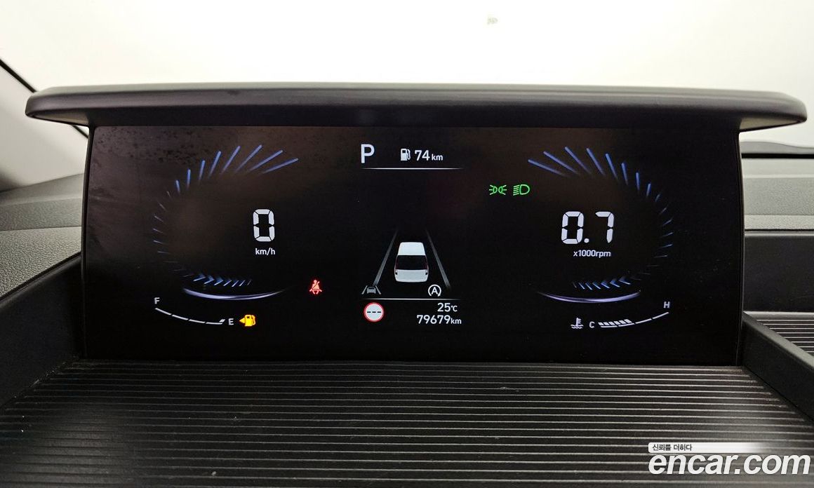 Hyundai Staria Tourer 9-Seater