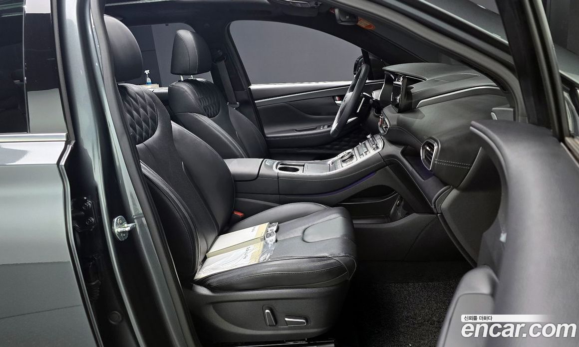 Hyundai Santa Fe Gasoline 2.5T 2WD