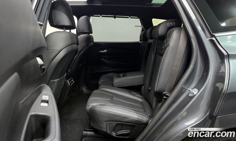 Hyundai Santa Fe Gasoline 2.5T 2WD