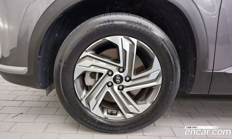 Hyundai Santa Fe Gasoline 2.5T 2WD