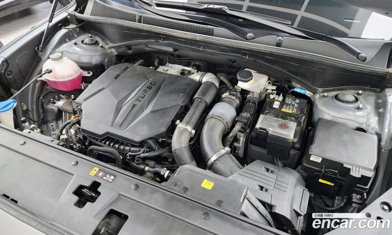 Hyundai Santa Fe Gasoline 2.5T 2WD