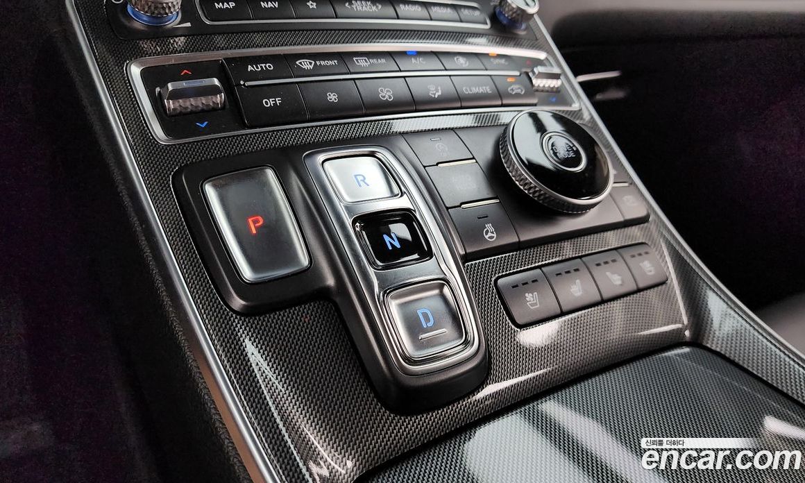 Hyundai Santa Fe Gasoline 2.5T 2WD