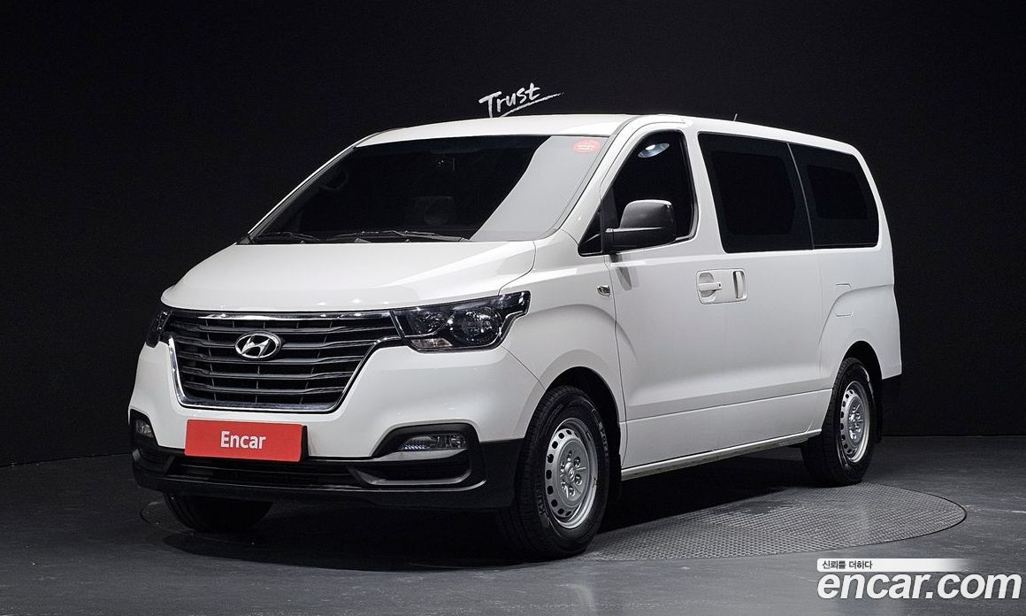 Hyundai Starex Van 3-Seater