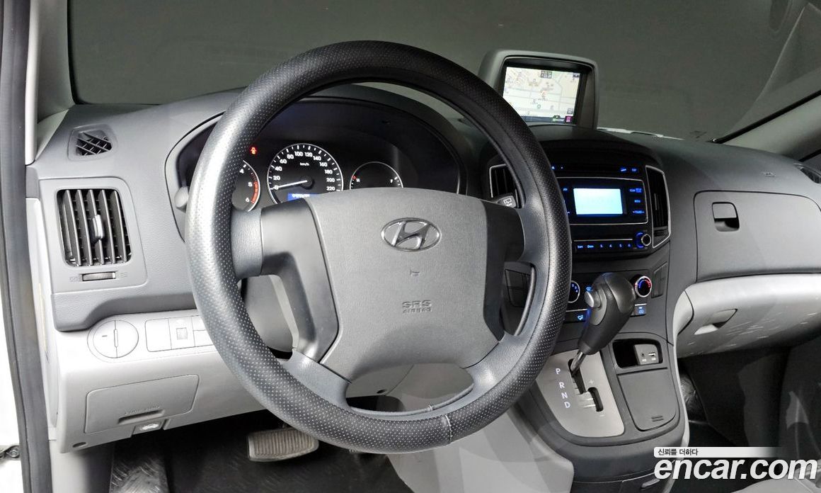 Hyundai Starex Van 3-Seater