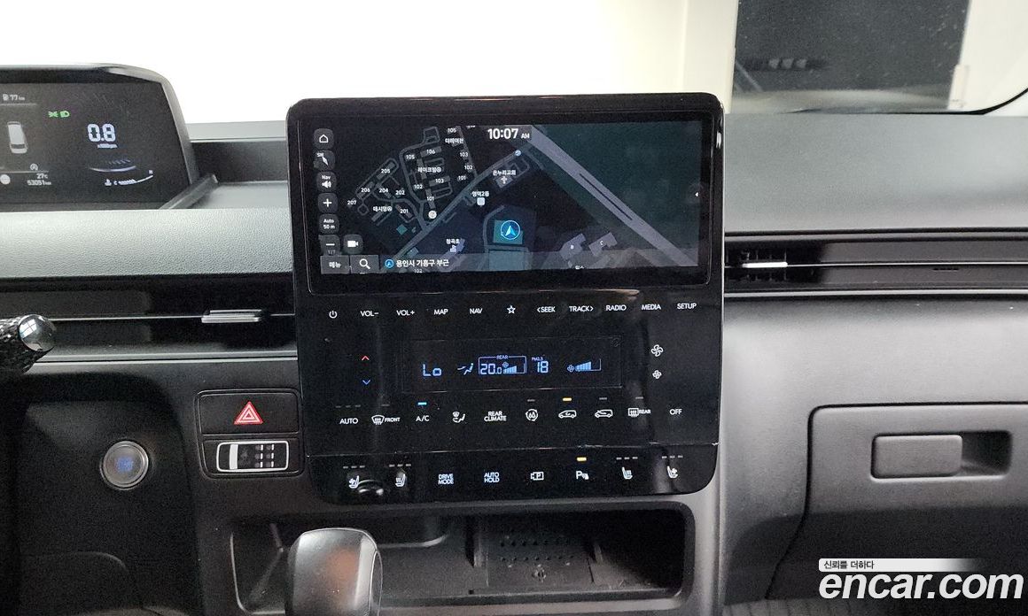 Hyundai Staria 4WD Tourer 9-Seater