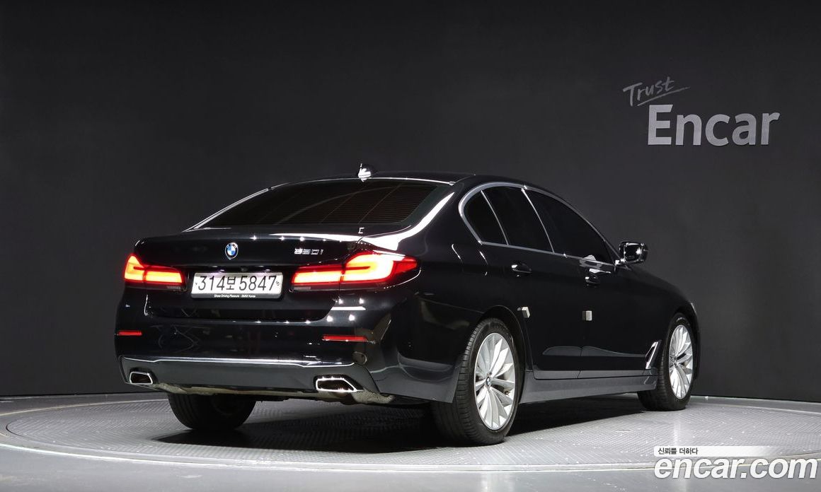 BMW 5-Series i520 Luxury