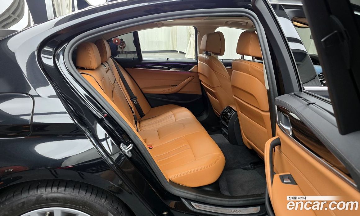 BMW 5-Series i520 Luxury