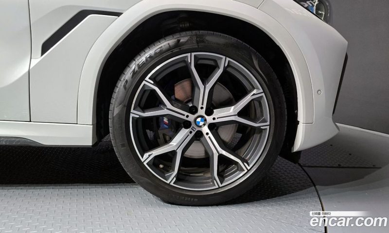 BMW X6 xDrive40i M Sport