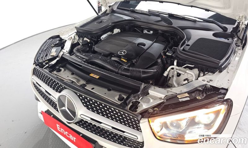 Mercedes Benz GLC-Class GCL300 4MATIC Coupe