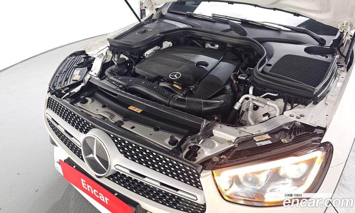 Mercedes Benz GLC-Class GCL300 4MATIC Coupe