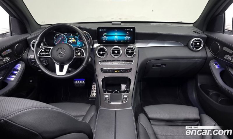 Mercedes Benz GLC-Class GCL300 4MATIC Coupe