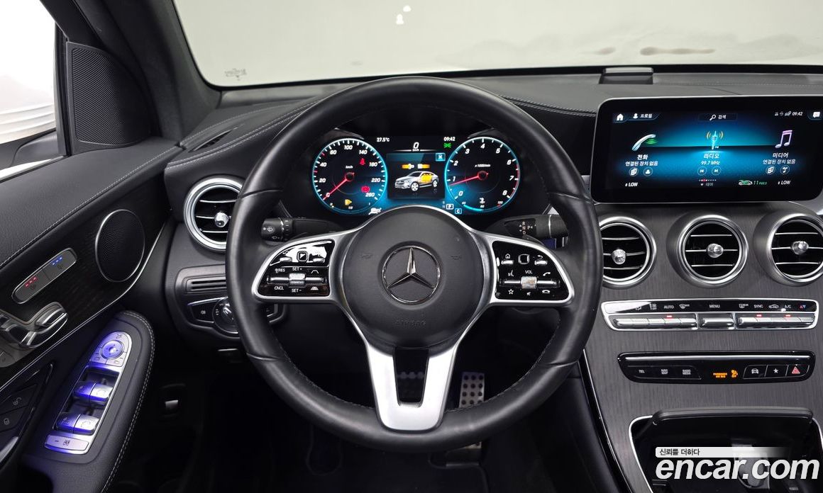 Mercedes Benz GLC-Class GCL300 4MATIC Coupe