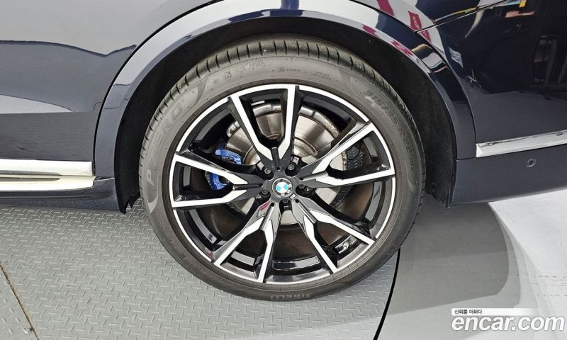 BMW X7 xDrive i40 M Sport 6STR