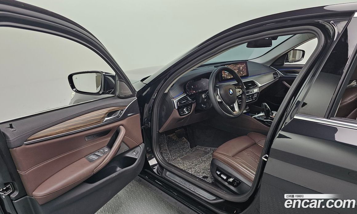 BMW 5-Series i530 Luxury