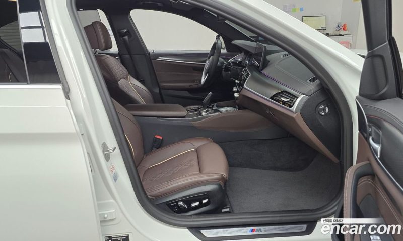 BMW 5-Series 523D xDrive M Sport