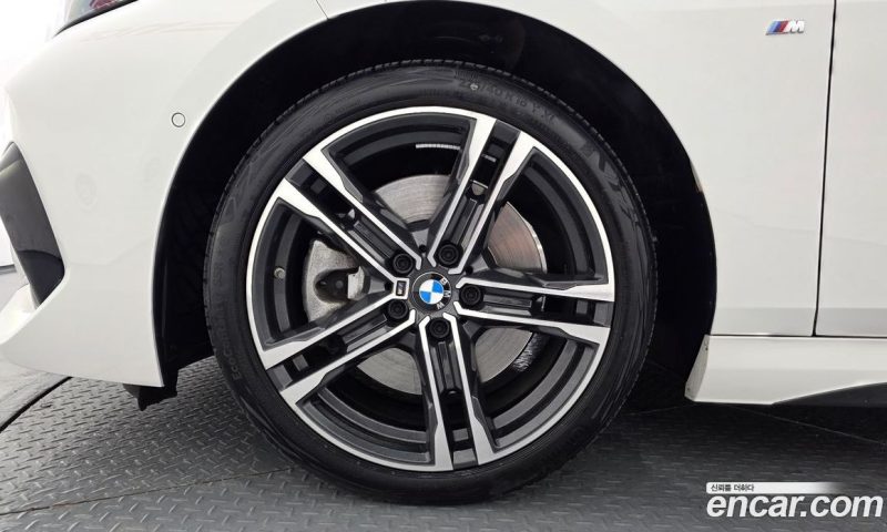 BMW 2-Series i220 M Sports