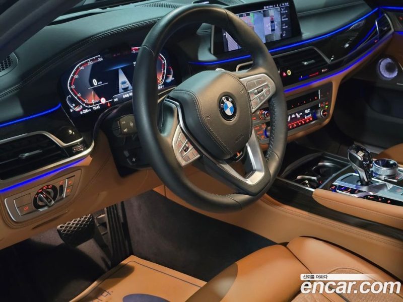 BMW 7-Series 740Li xDrive Design Pure Excellence