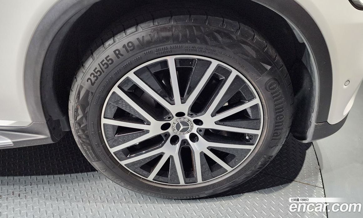 Mercedes Benz GLC-Class GLC220 D 4MATIC