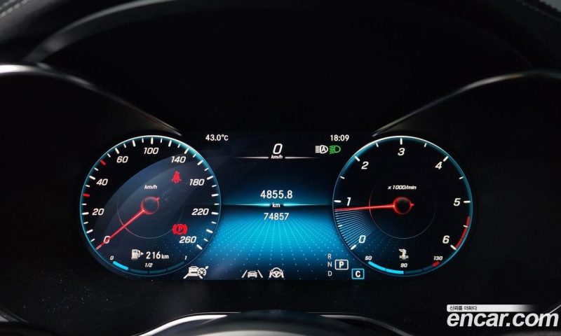 Mercedes Benz GLC-Class GLC220 D 4MATIC