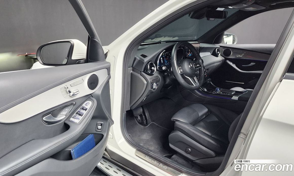 Mercedes Benz GLC-Class GLC220 D 4MATIC