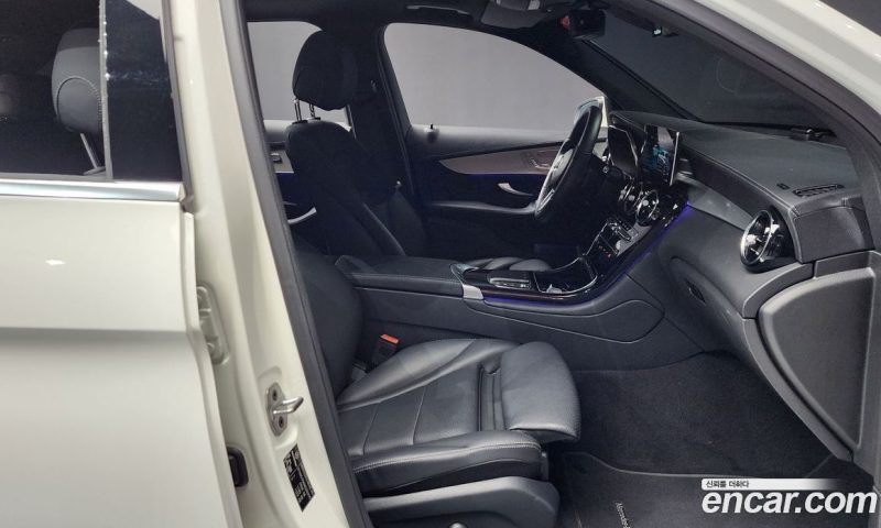 Mercedes Benz GLC-Class GLC220 D 4MATIC