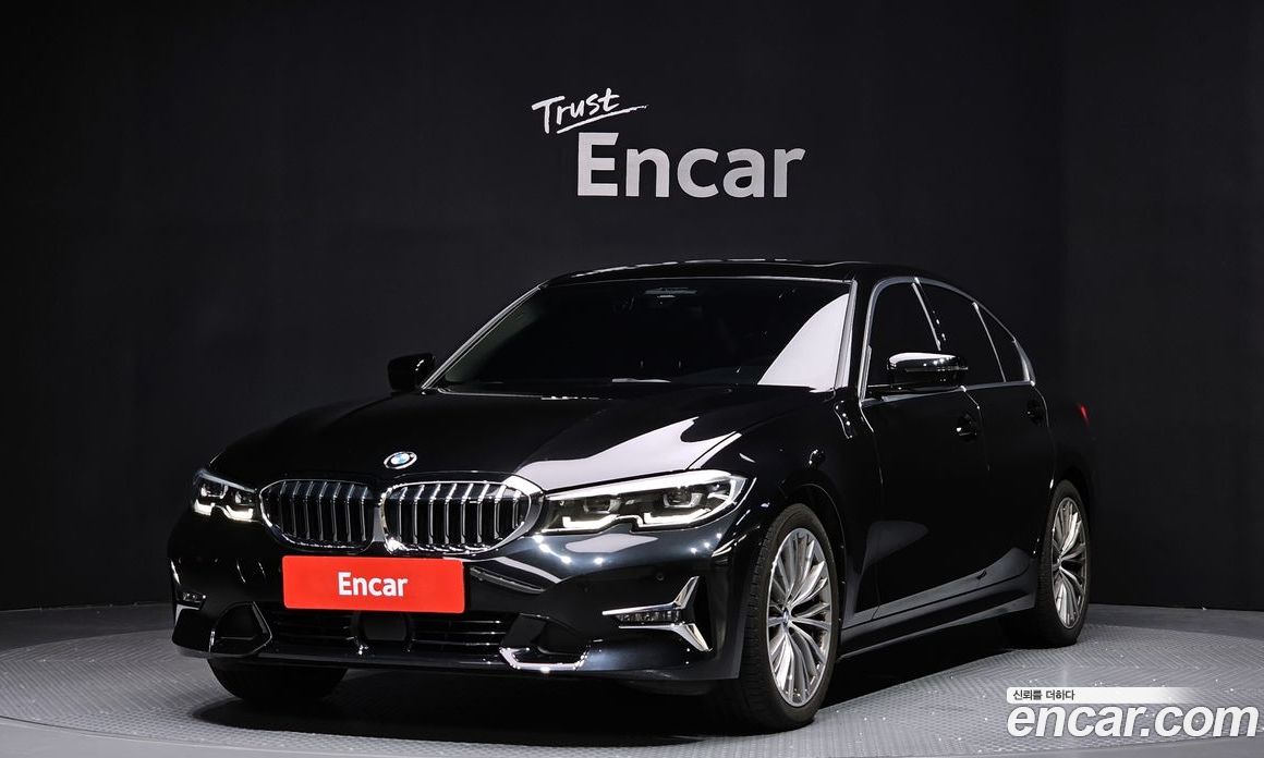 BMW 3-Series i320 Luxury