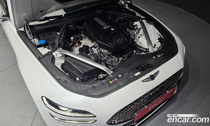 Genesis G70 Gasoline 2.0T 4WD