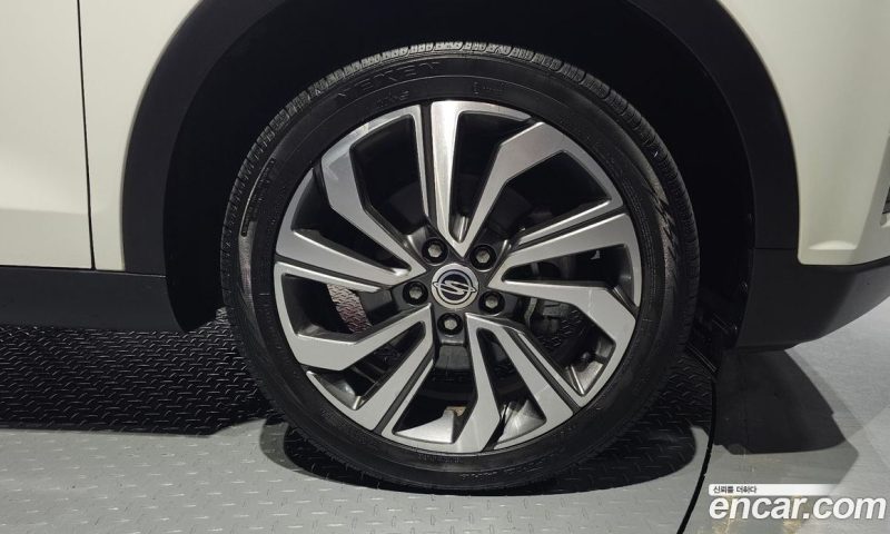 SsangYong Tivoli Gasoline 1.5 2WD