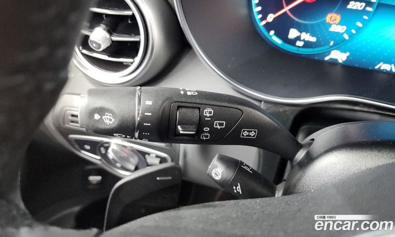 Mercedes Benz GLC-Class GLC300 4MATIC