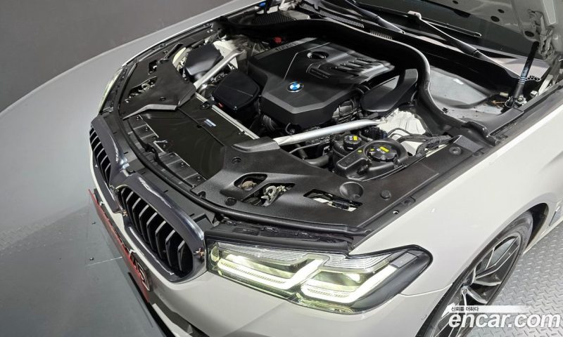 BMW 5-Series i520 M Sport