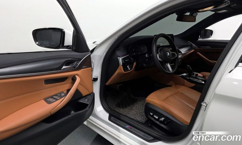 BMW 5-Series i520 M Sport