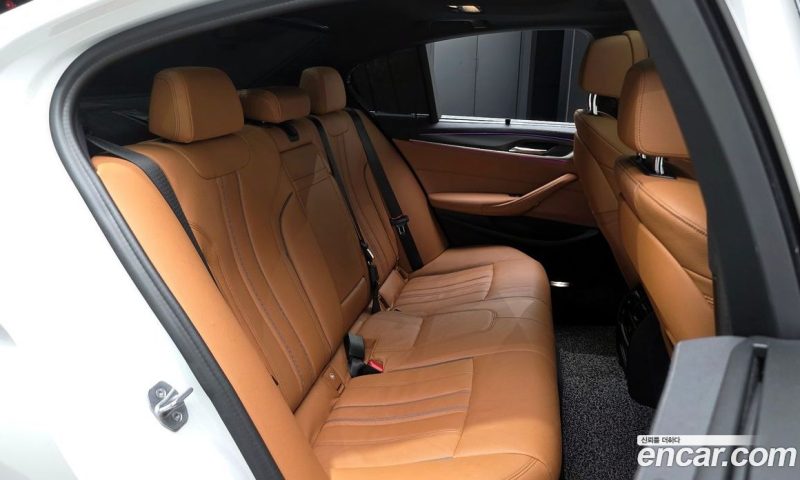 BMW 5-Series i520 M Sport