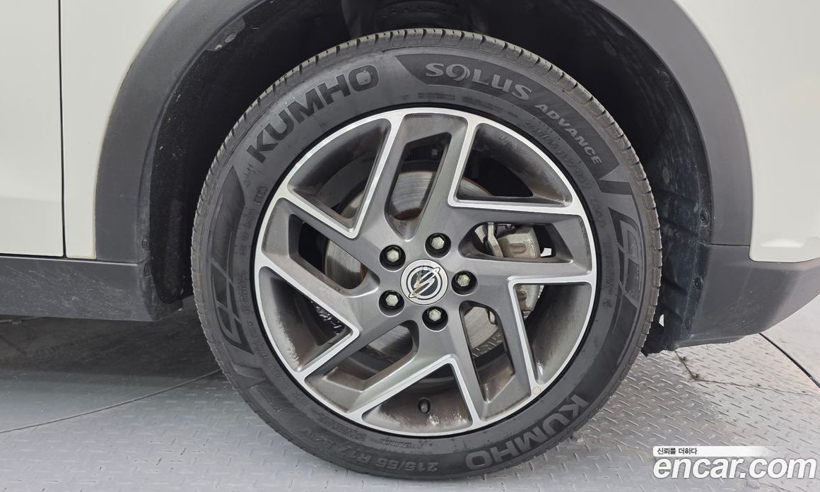 SsangYong Tivoli Gasoline 1.5 2WD