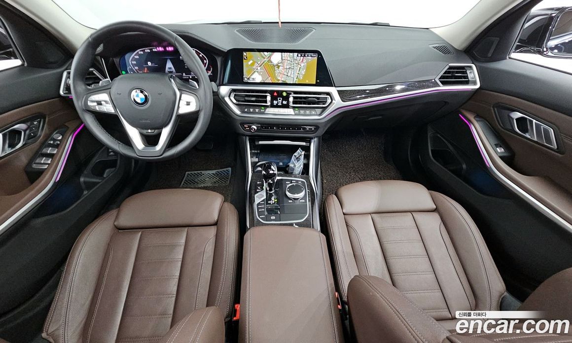 BMW 3-Series i320 Luxury