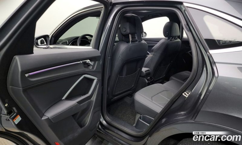 Audi Q3 35 TDI Premium Sportback