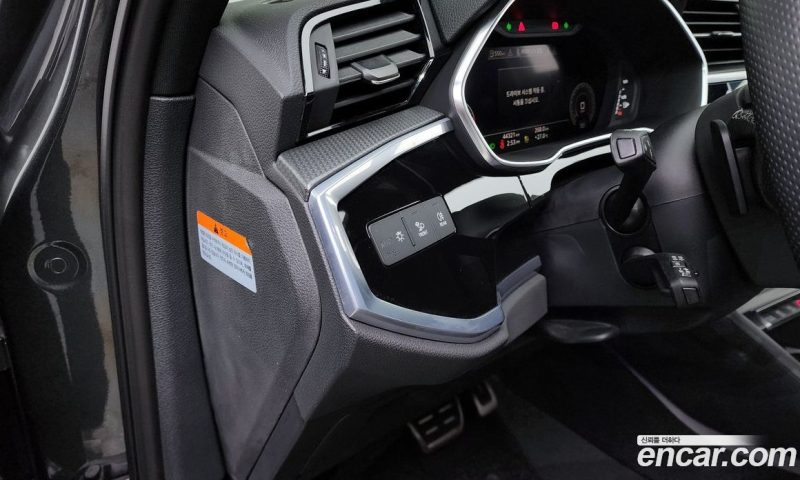 Audi Q3 35 TDI Premium Sportback